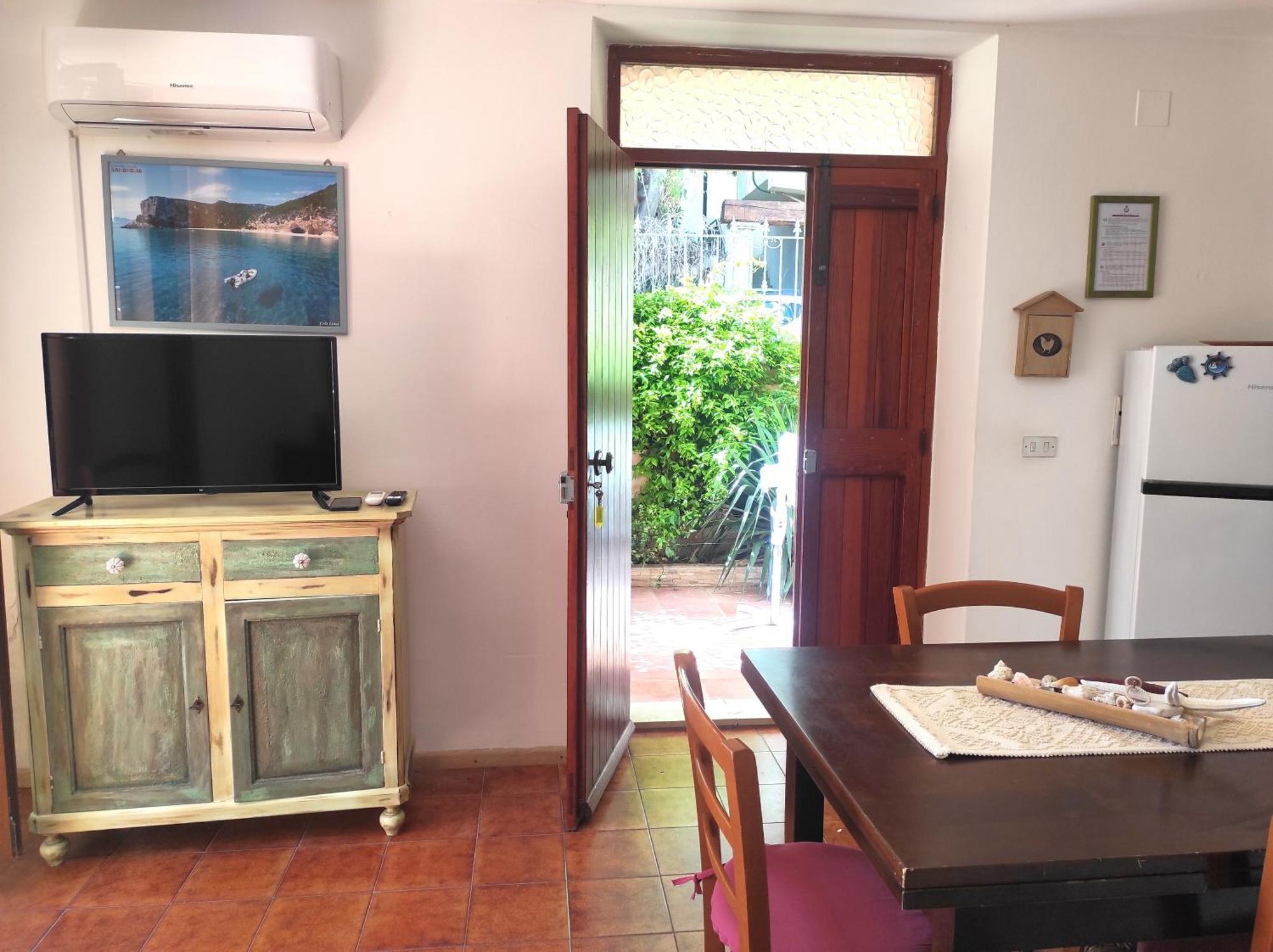 Casa Goletta Soggiorno Per 4 A 2 Minuti Dalla Spiaggia Iunq0334 Cala Gonone Zewnętrze zdjęcie